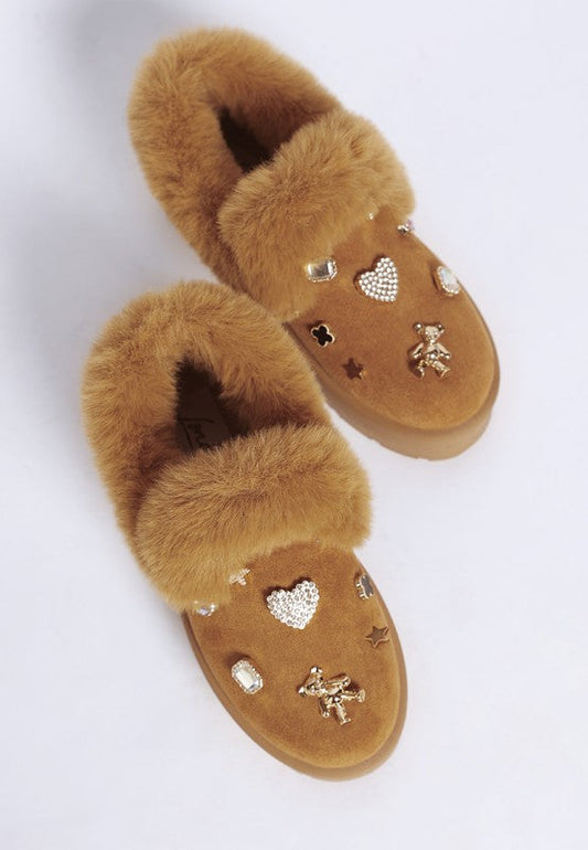 Zeta Charm Detail Slip On Snow Boots