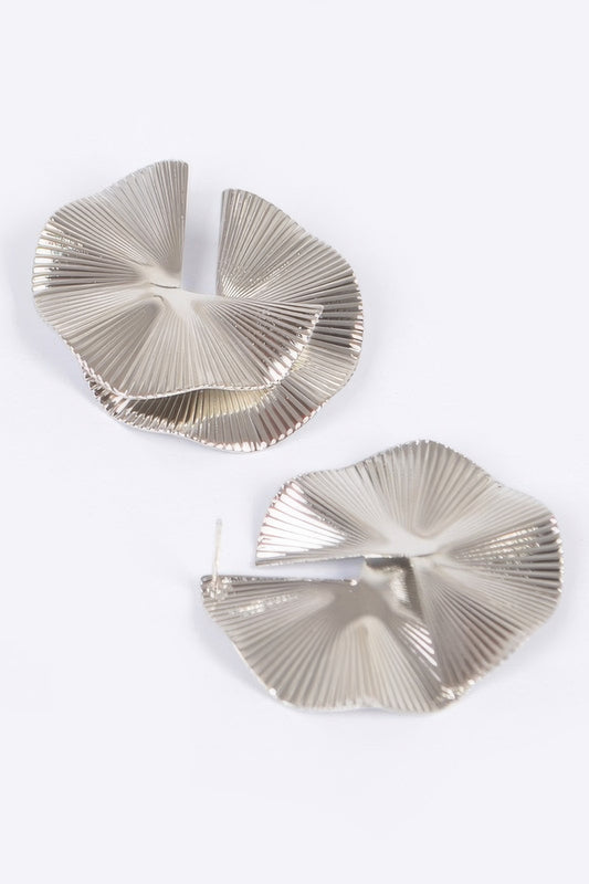 Metal Earring - It's a Girly Place