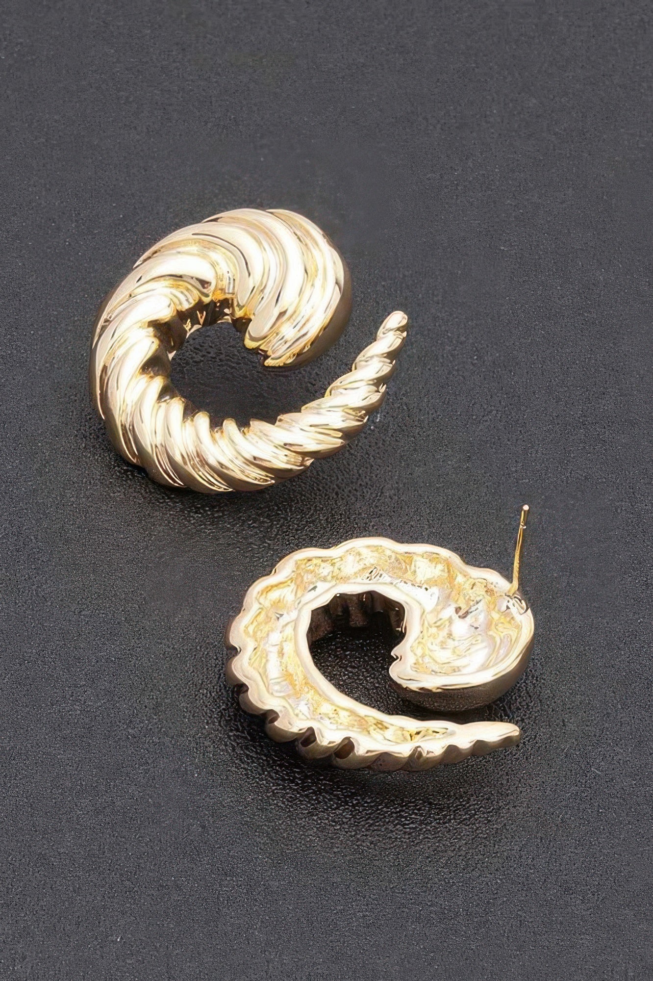 Metal Vintage Stud Earrings - It's a Girly Place