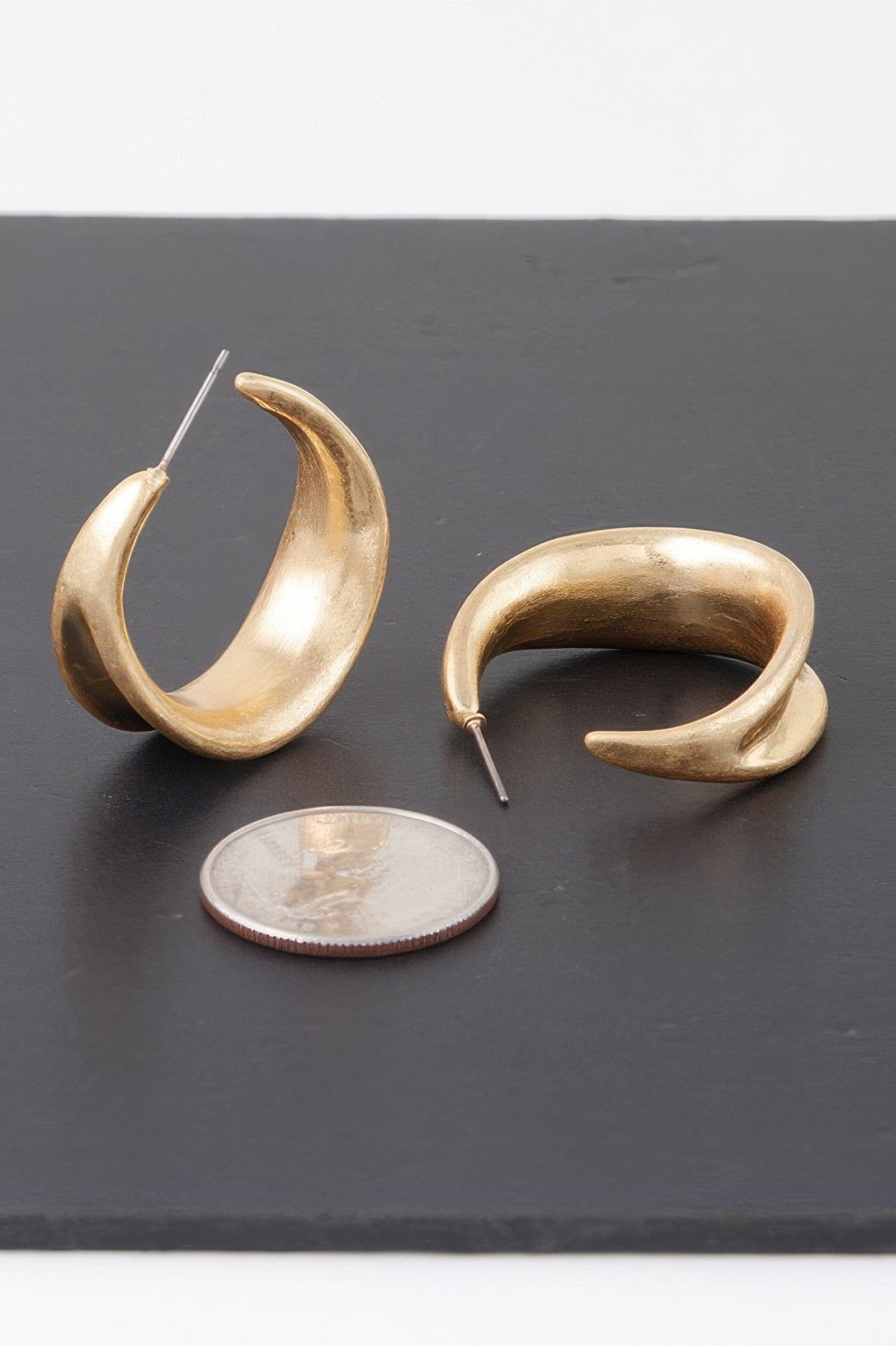 Hollowed Hook Hoop Earrings - It's a Girly Place