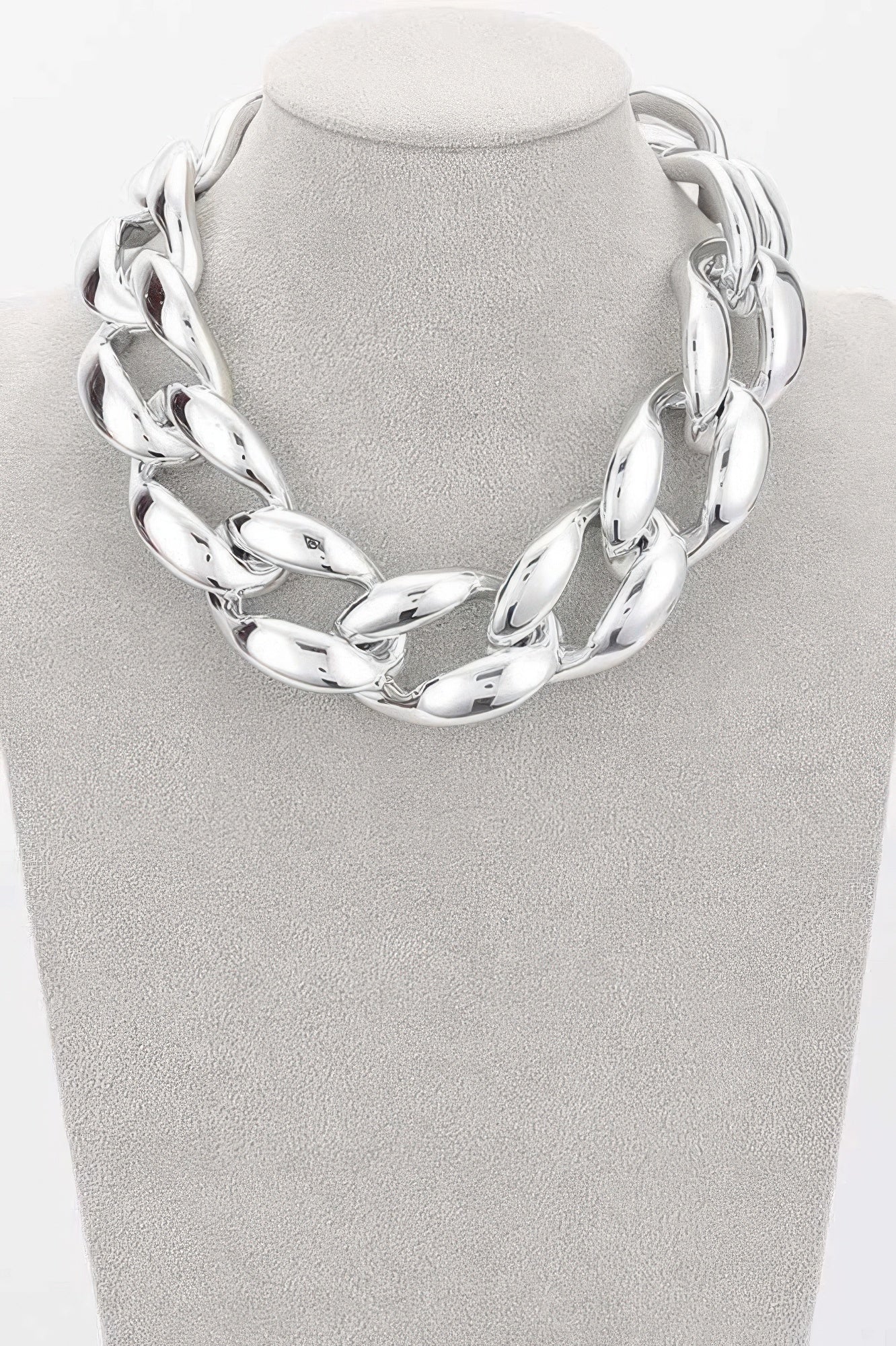 Oversized Chain Choker - It's a Girly Place