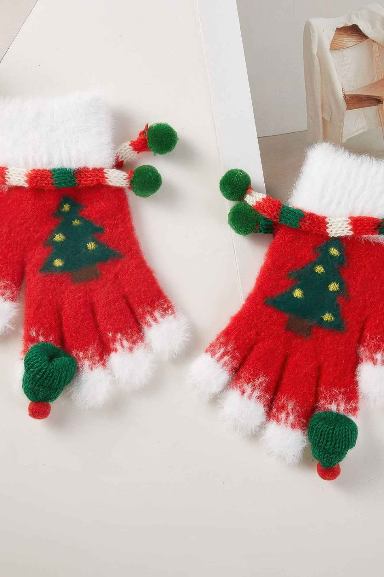 Christmas Tree Gloves
