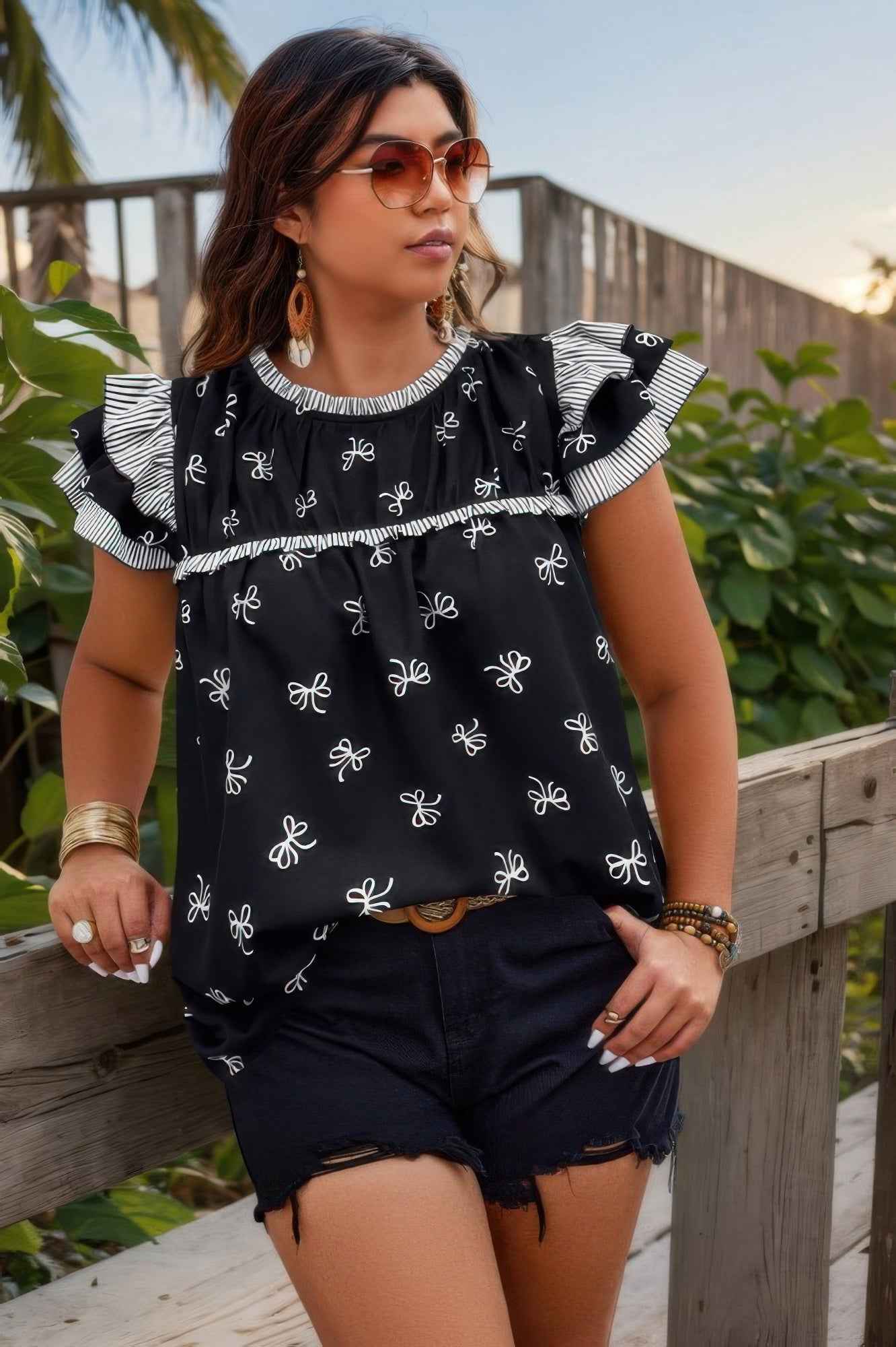 Plus Size Ruffle Hem Random Print Loose Shirt