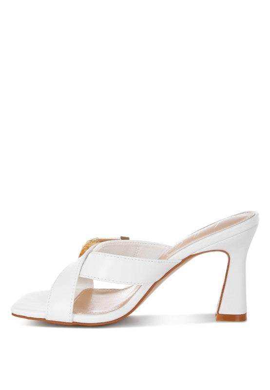 Mohaya Engraved Metallic Buckle Sandals