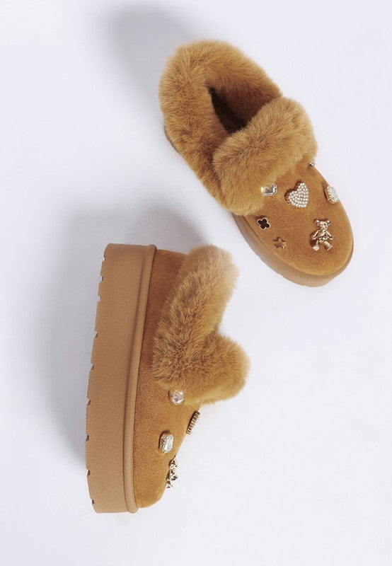 Zeta Charm Detail Slip On Snow Boots