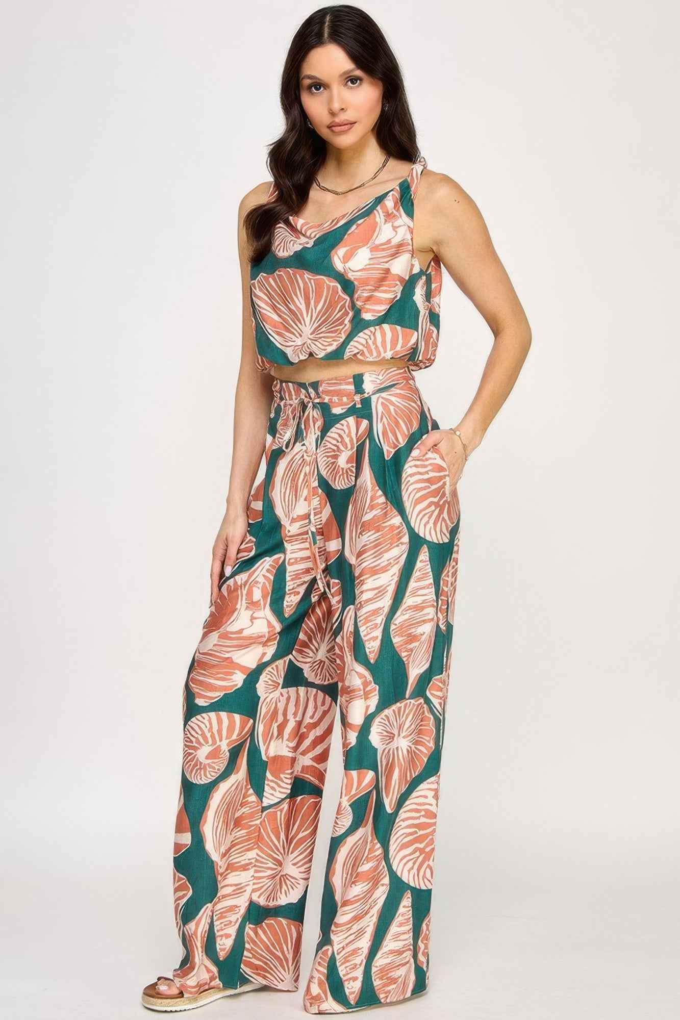 Printed Sleeveless Bubble Hem Top And Paper Bag Waist Pants Set