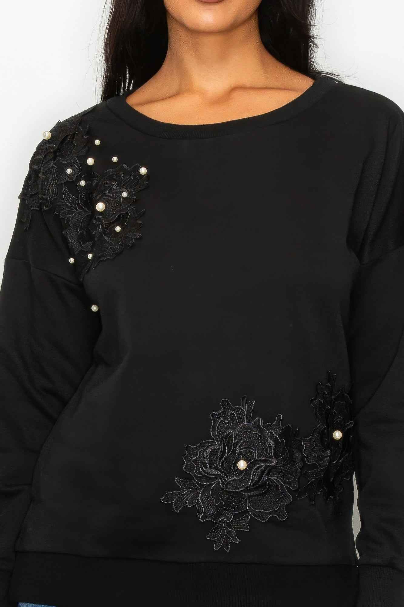 Faux Pearl Beaded Floral Patch Crewneck Sweatshirt