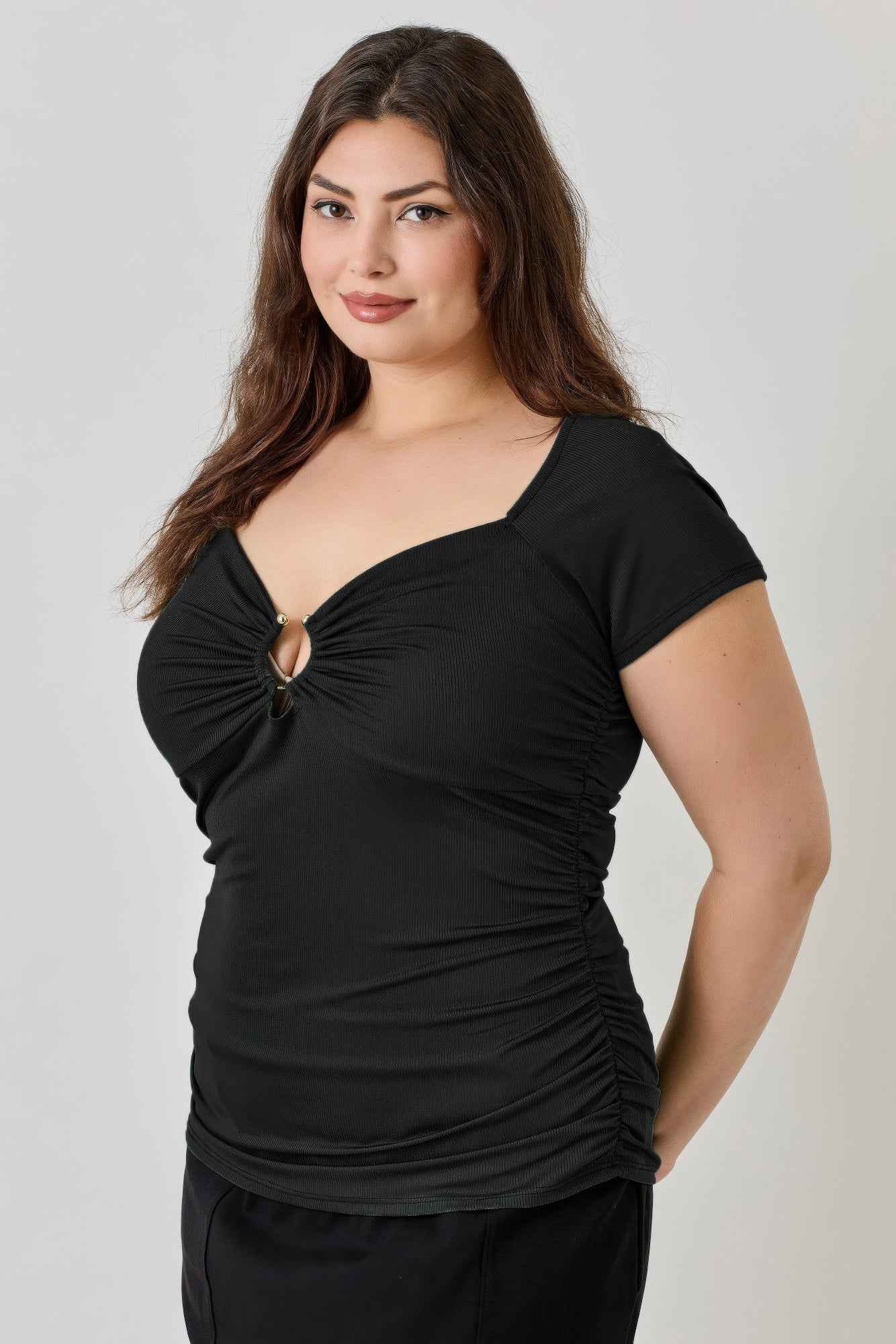 Plus Size Knit Rib Open Circle Trim Top