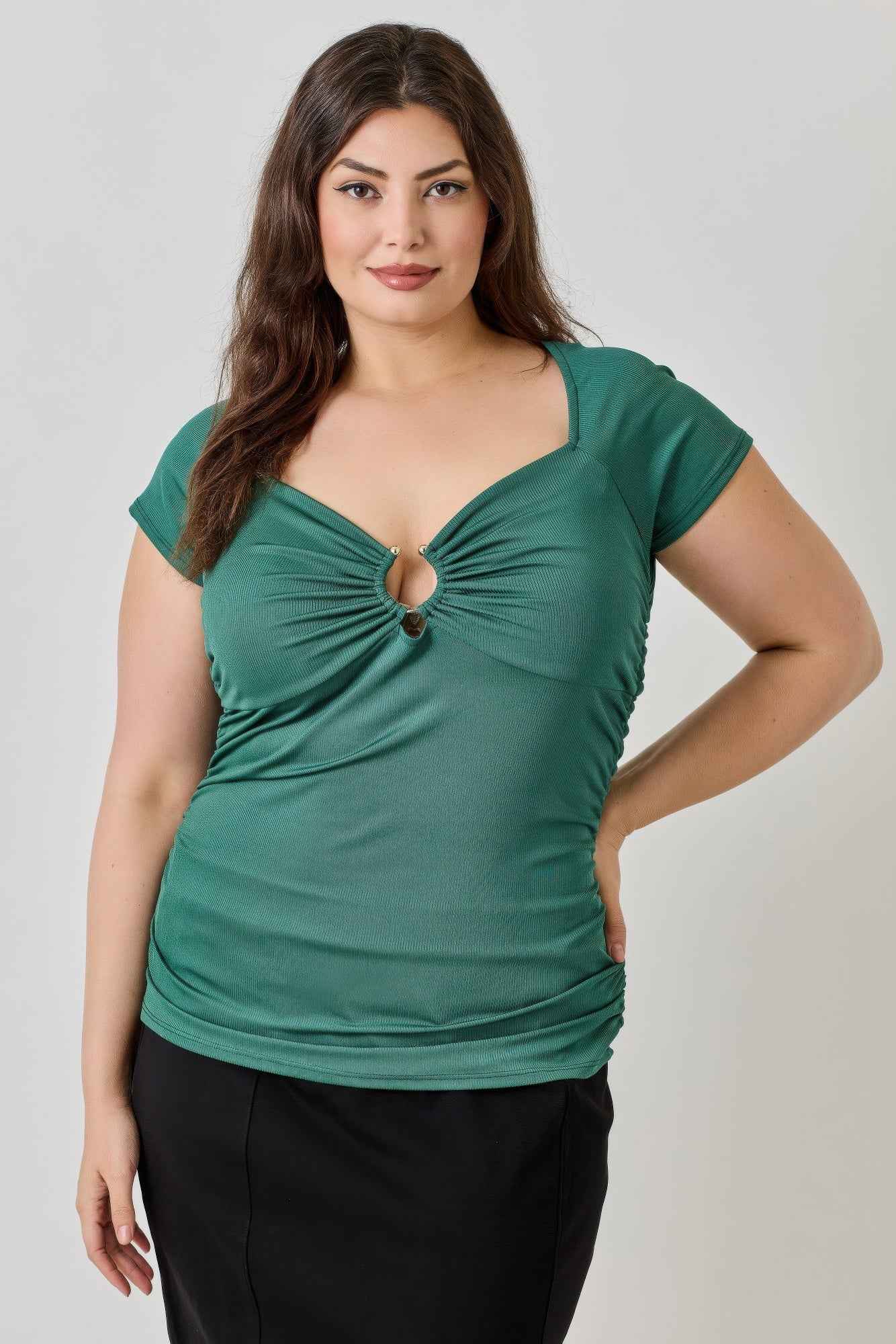 Plus Size Knit Rib Open Circle Trim Top