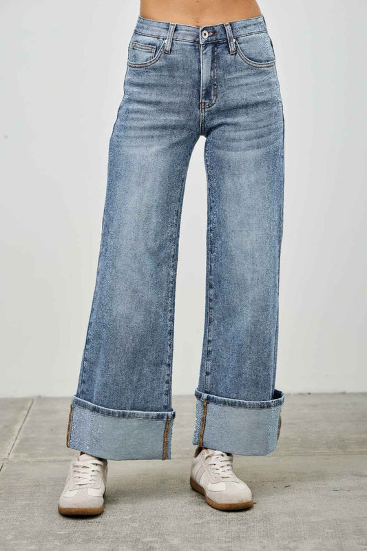 Mid Rise Cuffed Jeans With Stretch