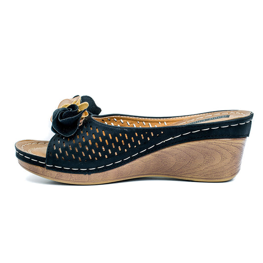 Women's Juliet Black Wedge Sandals