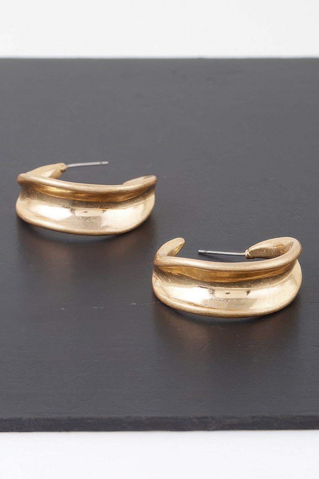 Hollowed Hook Hoop Earrings - It's a Girly Place