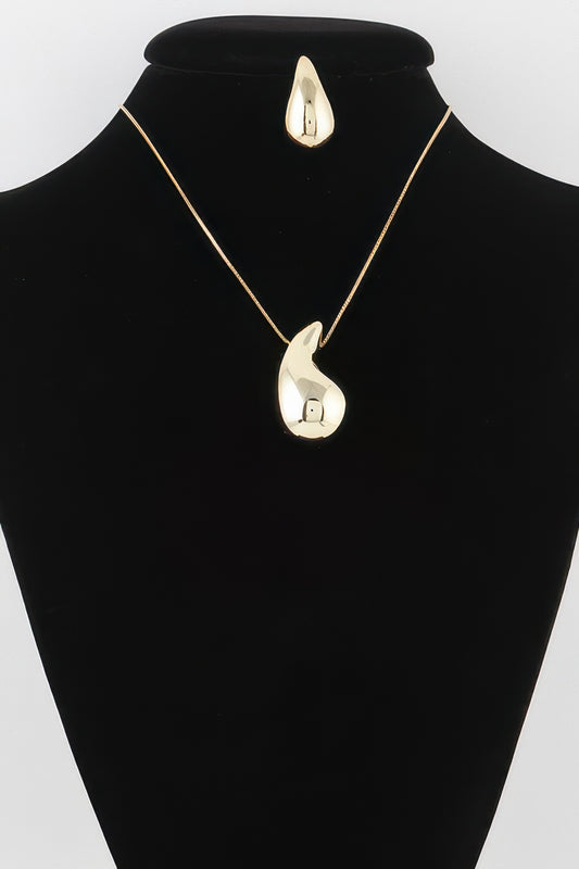 Shiny Teardrop Necklace Set - It's a Girly Place