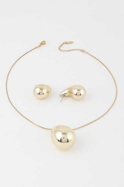 Shiny Teardrop Necklace Set - It's a Girly Place