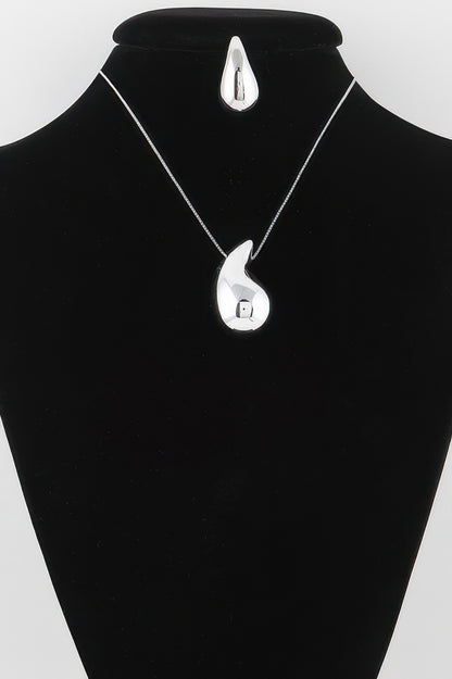 Shiny Teardrop Necklace Set - It's a Girly Place