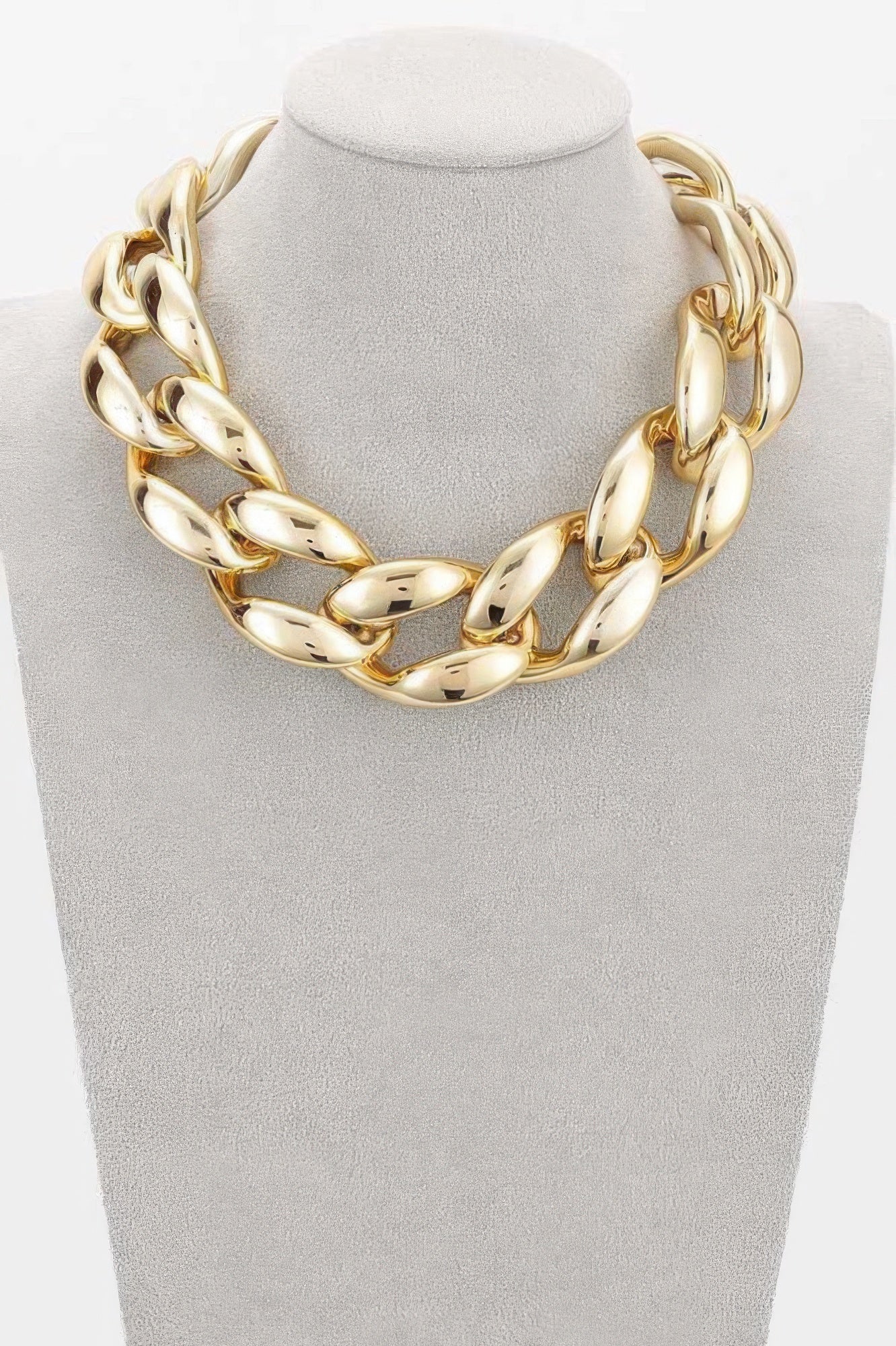 Oversized Chain Choker - It's a Girly Place