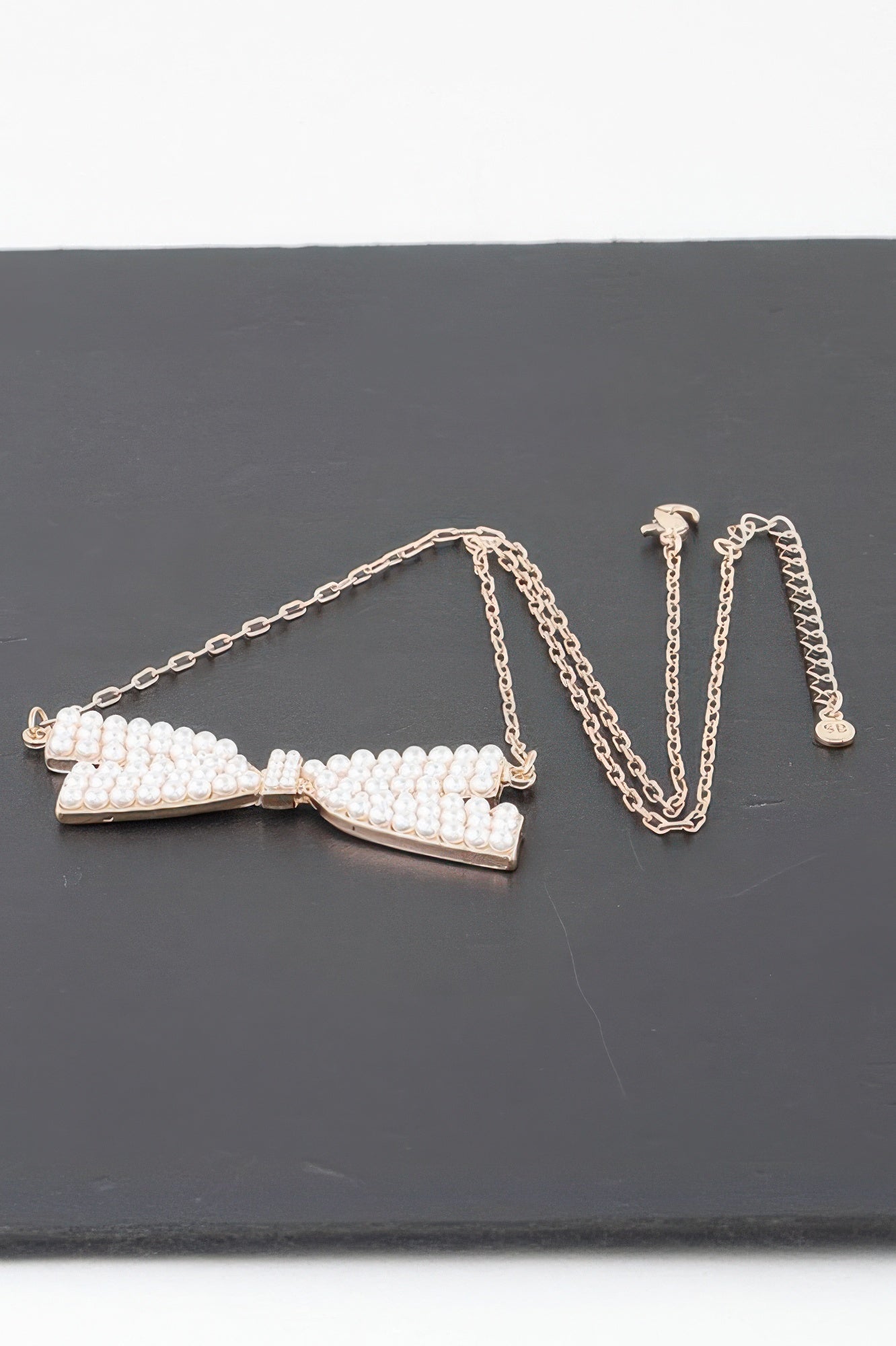 Faux Pearl Bow Necklace - It's a Girly Place