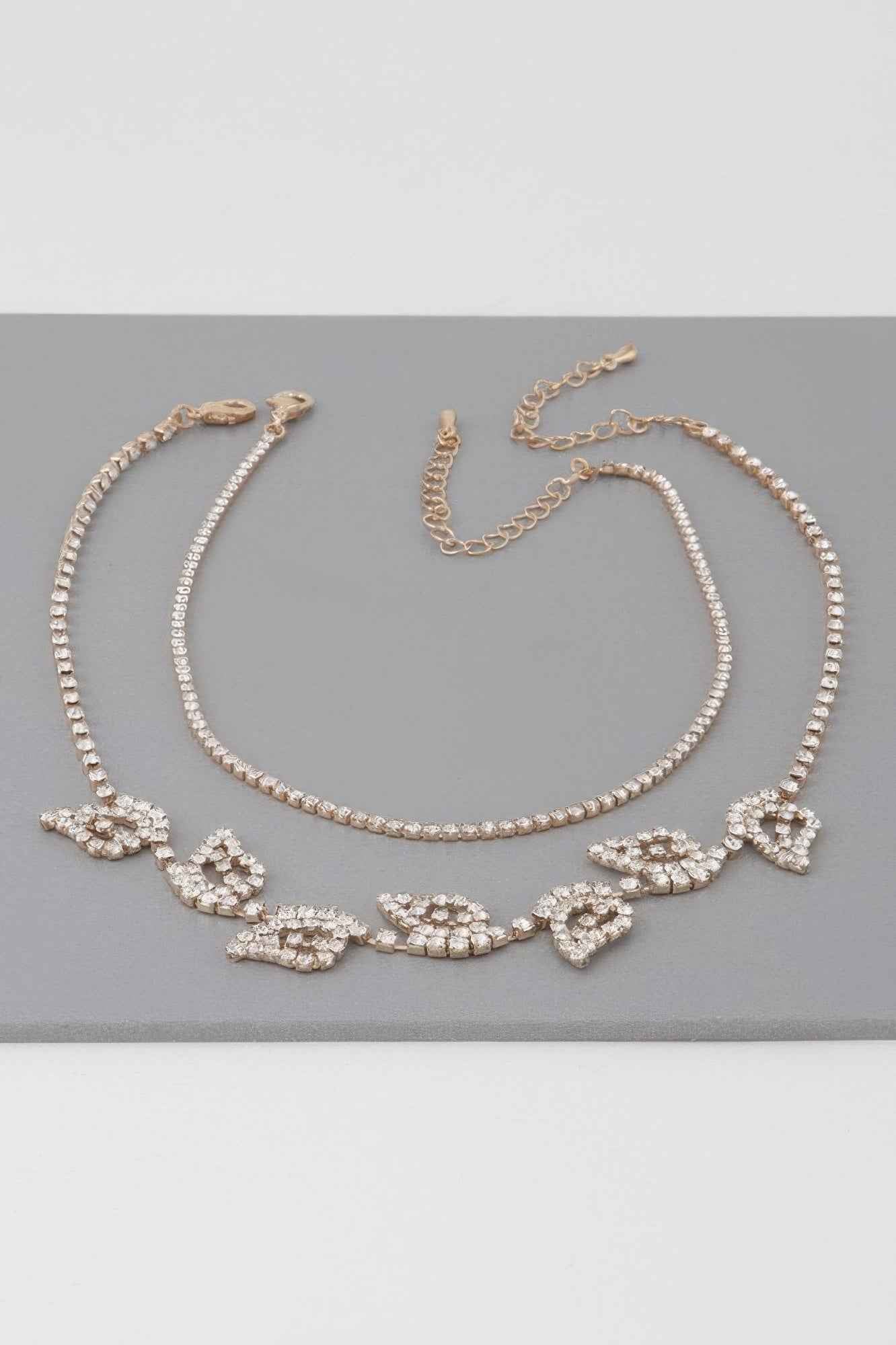 Rhinestone Leafs Choker Necklace