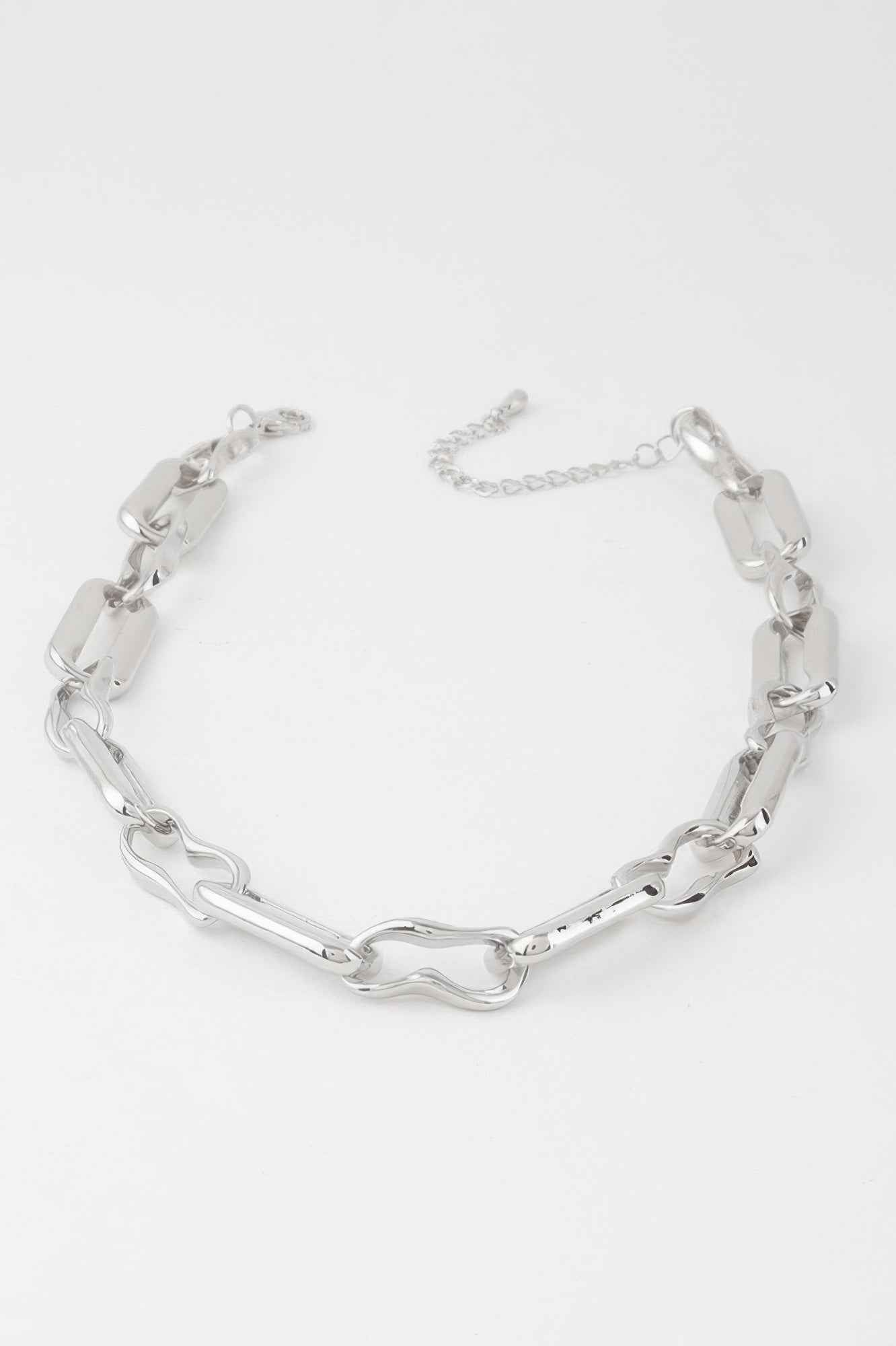 Shiny Hammered Chain Necklace