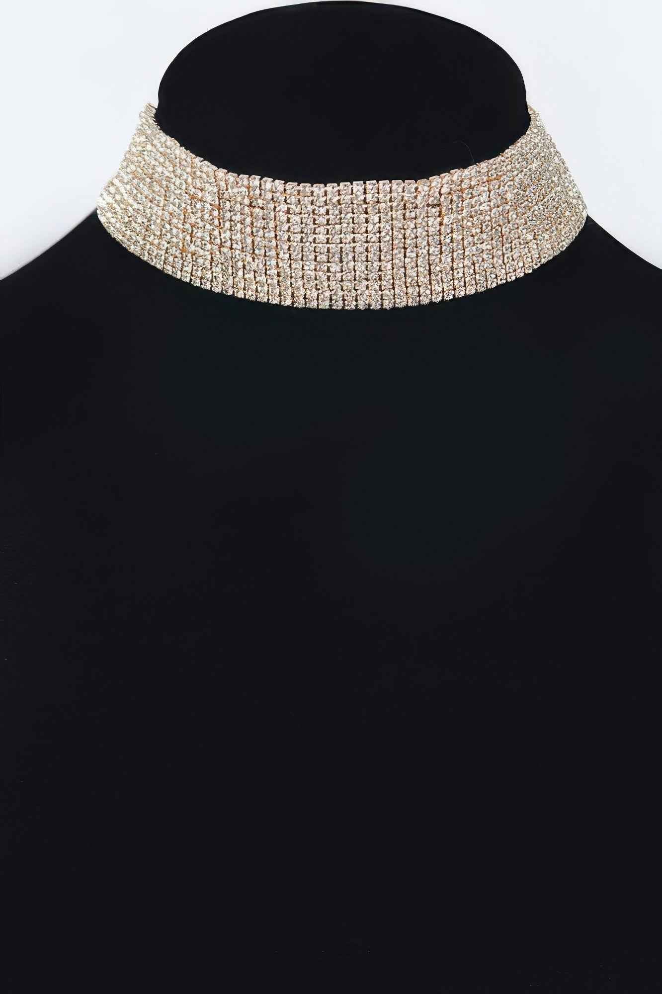 Round Rhinestone Choker Necklace
