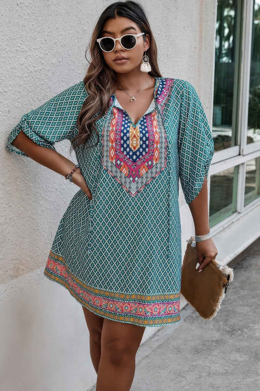 Plus Size V Neck Printed Loose Fit Midi Dress