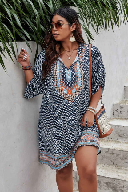 Plus Size V Neck Printed Loose Fit Midi Dress