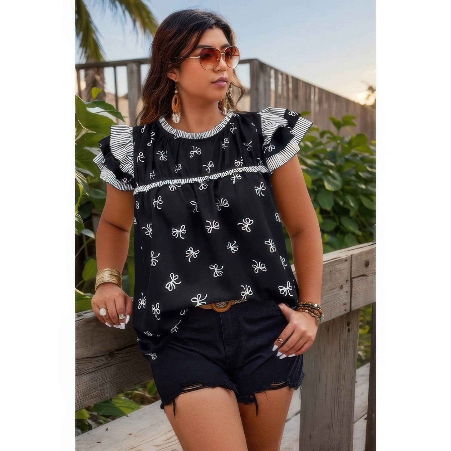 Plus Size Ruffle Hem Random Print Loose Shirt