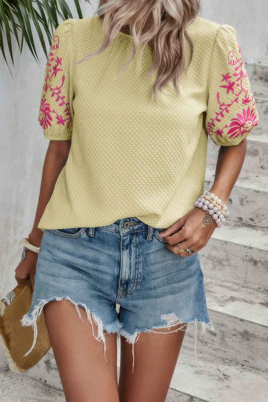 Round Neck Floral Embroidery Puff Sleeve Blouse