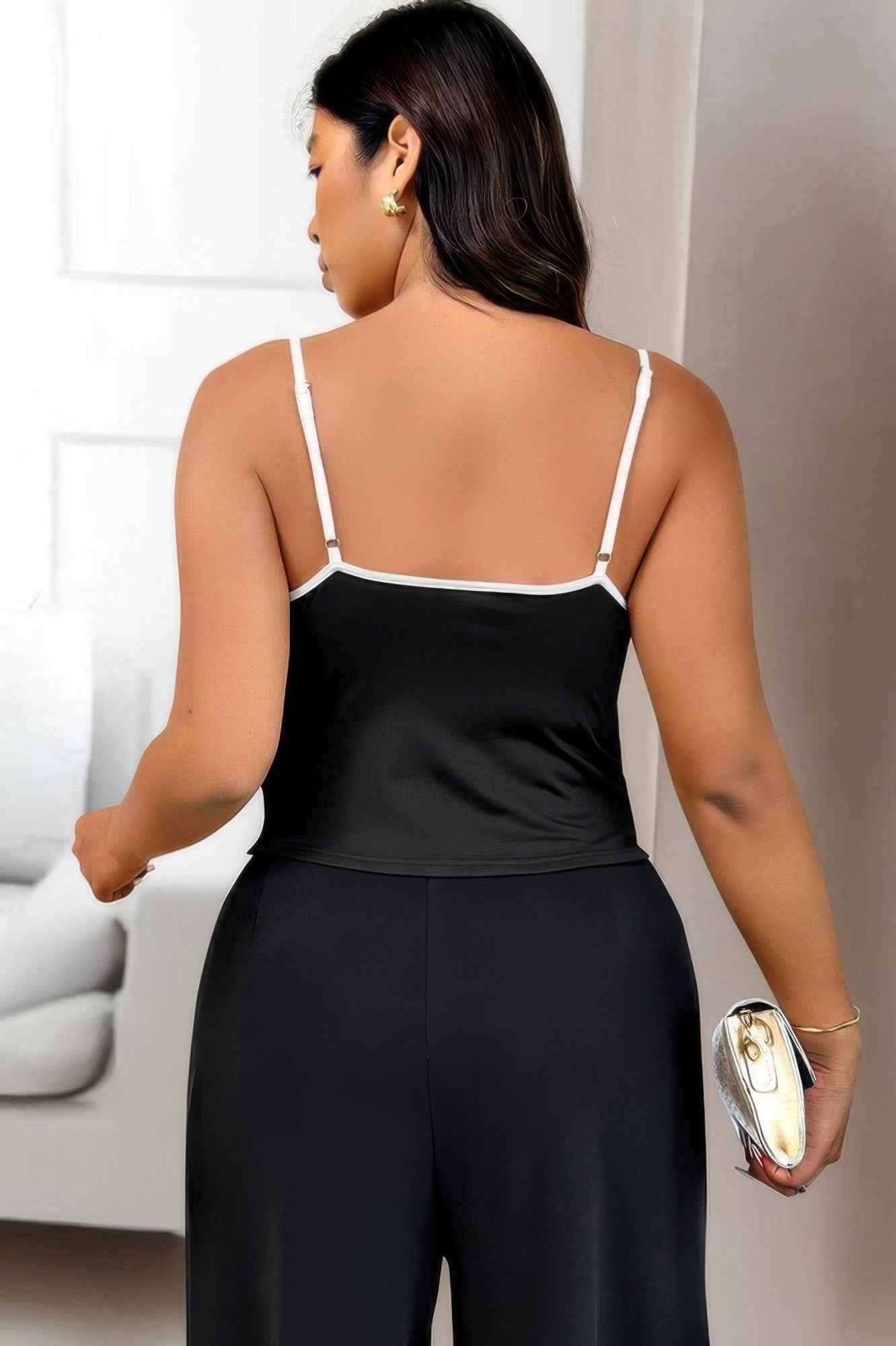 Plus Sleeveless Ruched Colorblock Fit Top